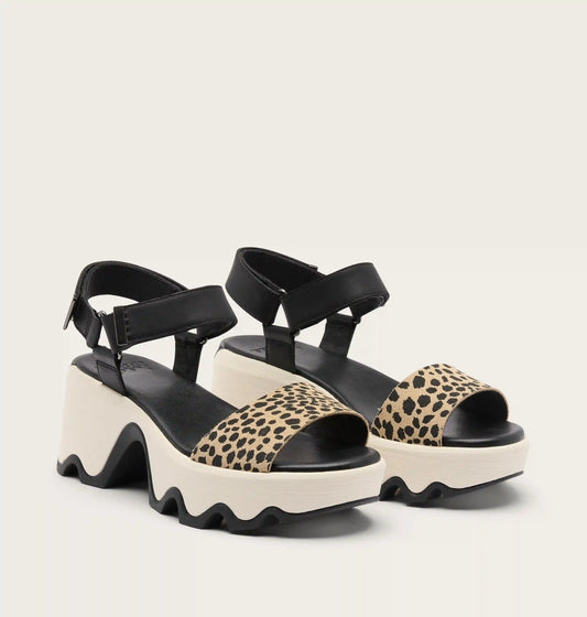 Kinetic™ Aura Y-Strap Women's Sandal